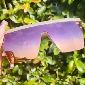 New QUAY Australia Sunglasses PURPLE/ORANGE OMBRE LENSES Quay Australia Hindsight Shield Sunglasses 51MM Ivory Purple  main image 4